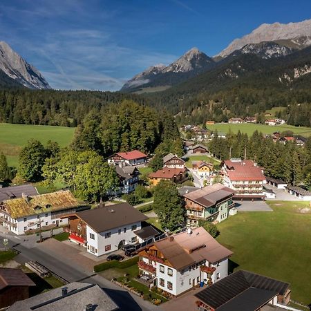 Gästehaus Schönberg Leutasch Exterior foto